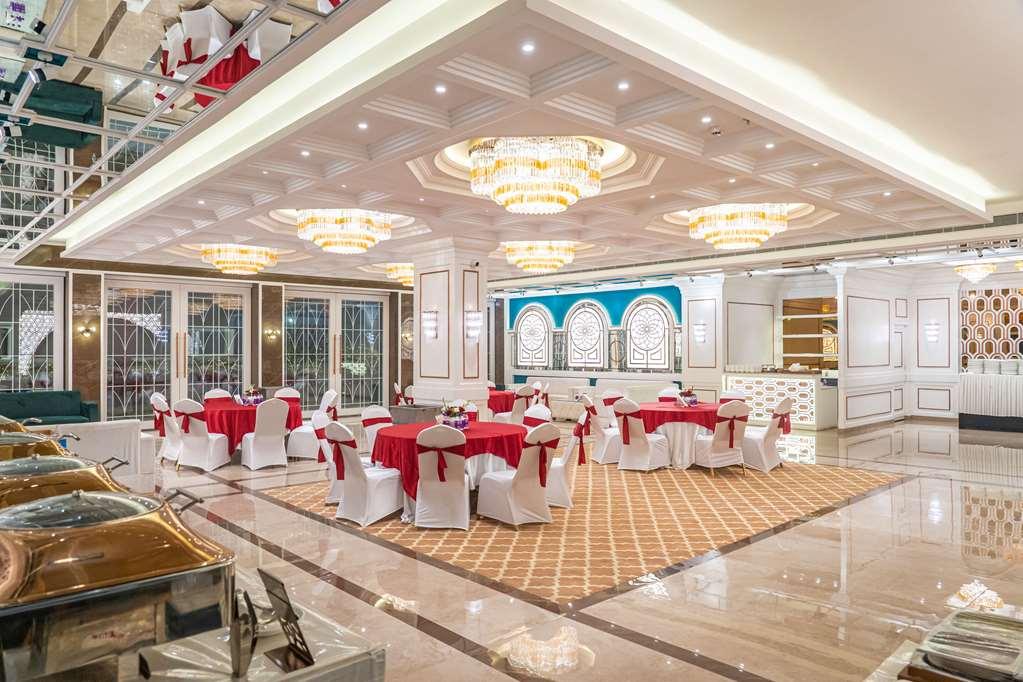 Clarion Hotel Epicure Dehradun Faciliteiten foto