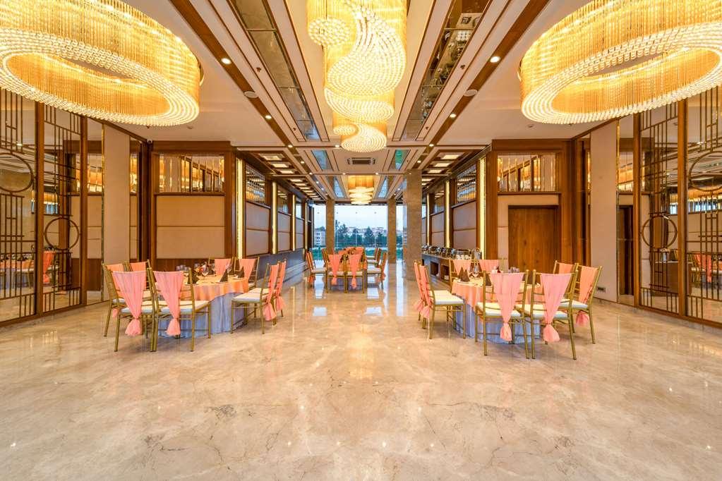 Clarion Hotel Epicure Dehradun Faciliteiten foto